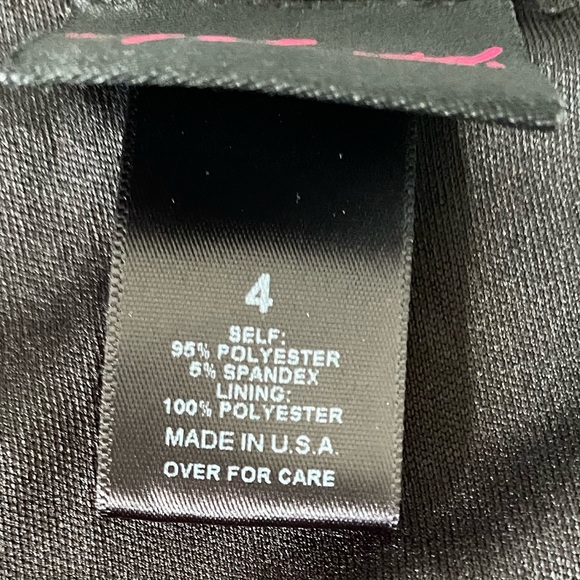 Torrid floral print one shoulder top - Picture 4 of 5